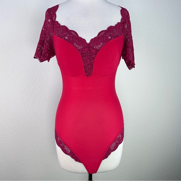NWOT Free People HAH Lace Trim Bodysuit Red Sz XS‎ - Picture 1 of 16